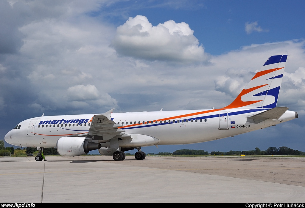 Smart Wings – Airbus A320-214 OK-HCB