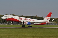 Red Wings – Tupolev TU-204-100V RA-64043