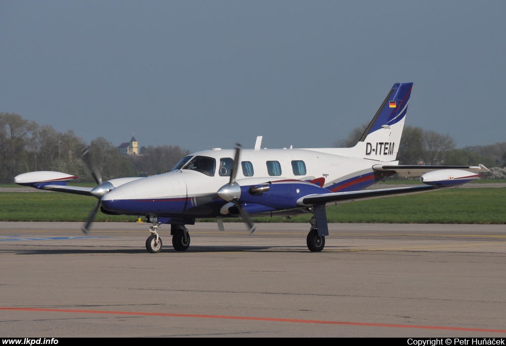 AEROTOURS – Piper PA-31T2/IIXL D-ITEM