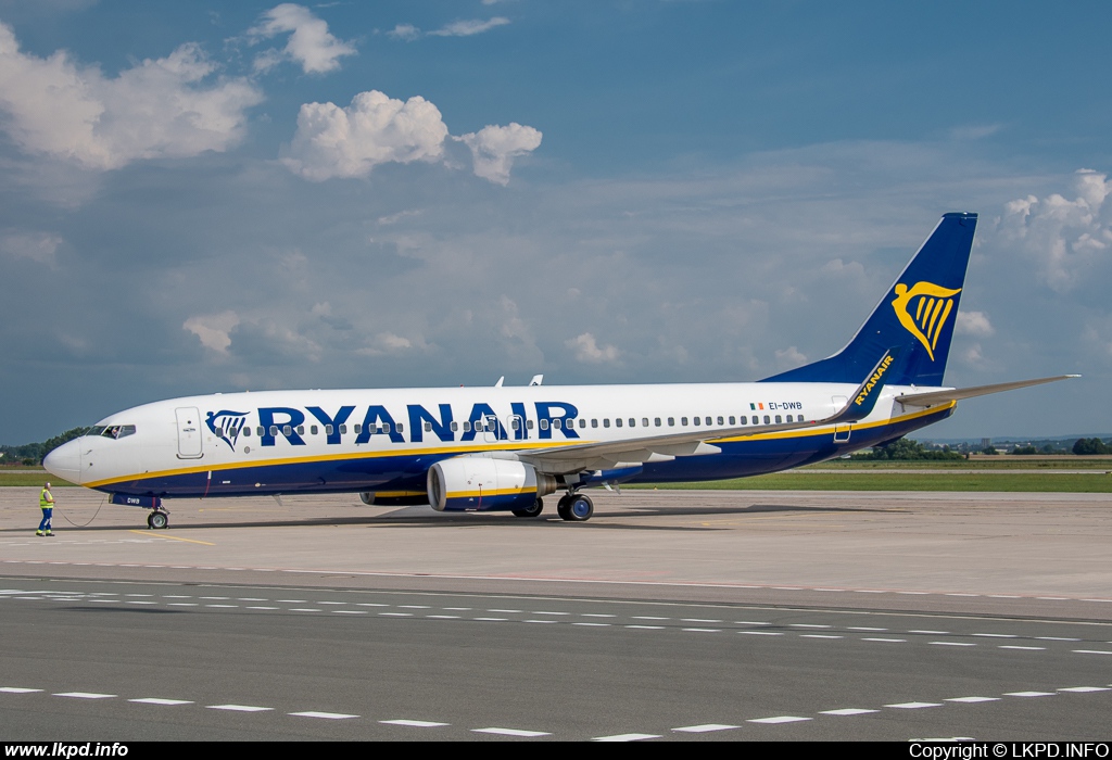 Ryanair – Boeing B737-8AS EI-DWB