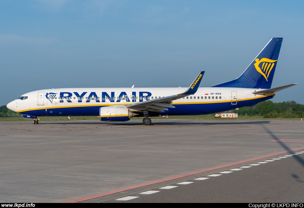 Ryanair – Boeing B737-8AS SP-RKN