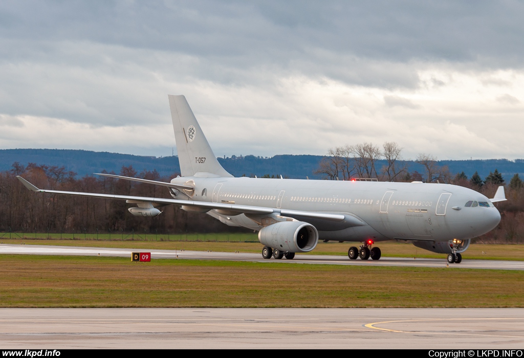 NETHERLANDS AIR FORCE – Airbus A330-243MRTT T-057