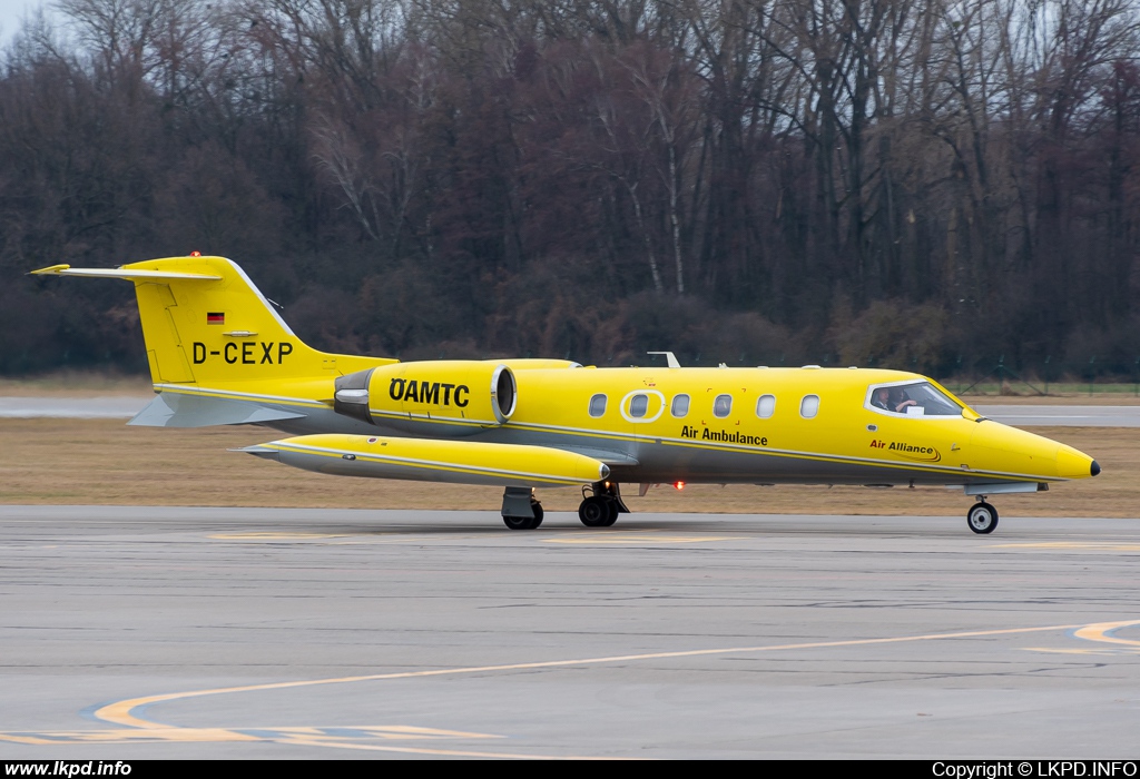 AIR ALLIANCE EXPRESS – Gates Learjet 35A D-CEXP