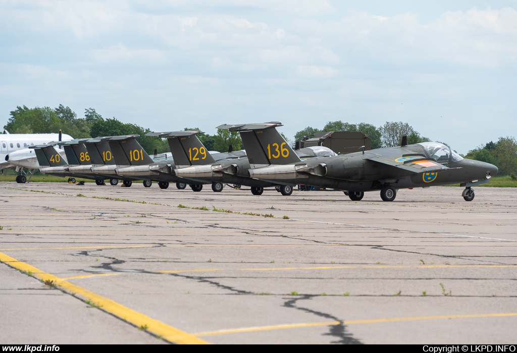 Sweden Air Force – Saab Sk60A (105) 136