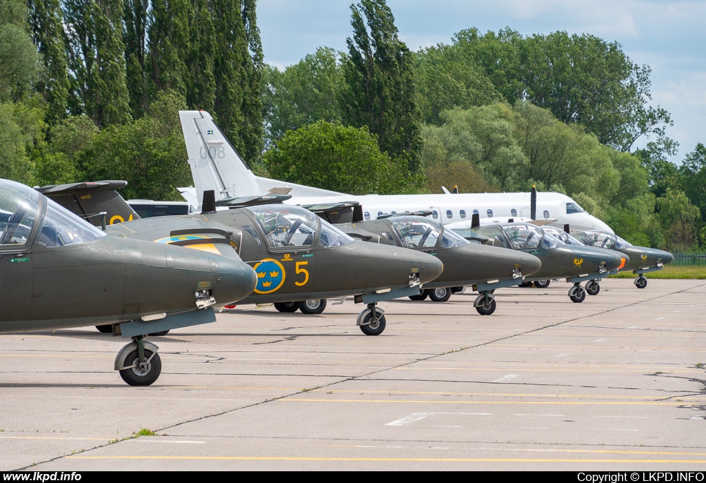 Sweden Air Force – Saab Sk60A (105) 129