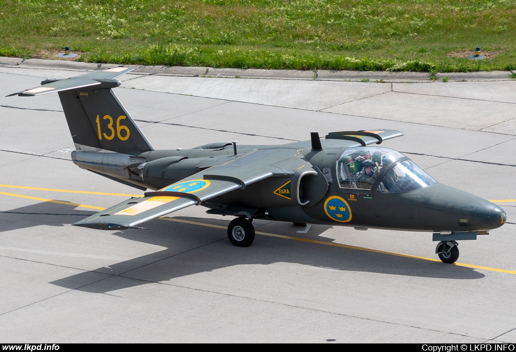 Sweden Air Force – Saab Sk60A (105) 136