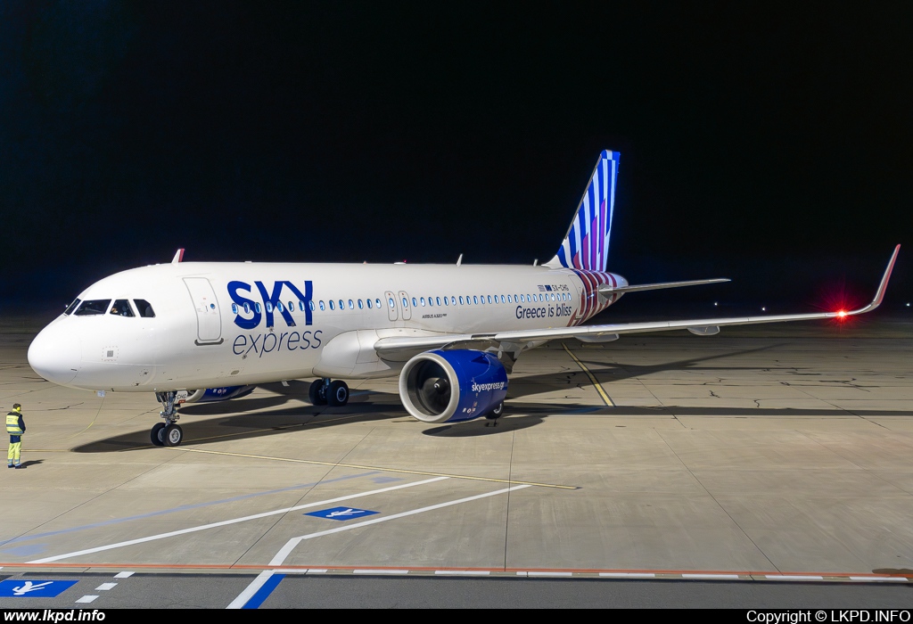 Sky Express – Airbus A320-251N SX-CHG