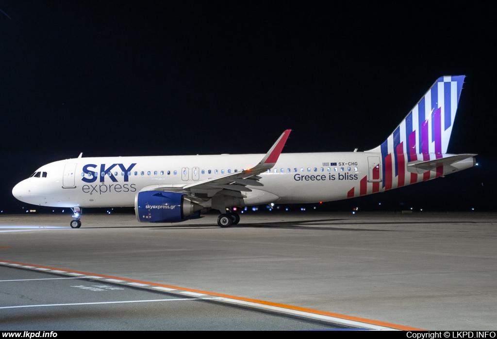 Sky Express – Airbus A320-251N SX-CHG