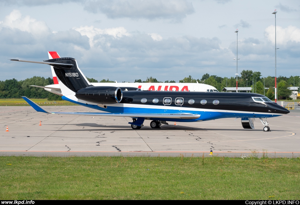 Private/Soukrom – Gulfstream G600 N151BD