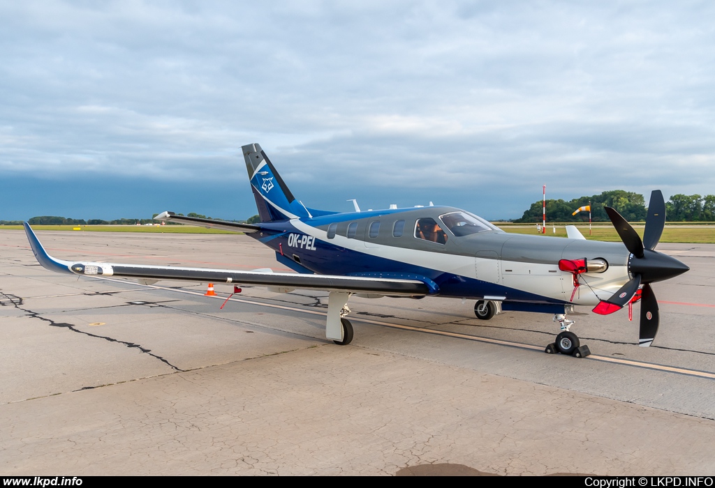 Private/Soukrom – Socata TBM 960 OK-PEL