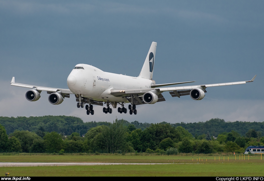 Challenge Airlines IL – Boeing B747-4EVF(ER)  4X-ICA