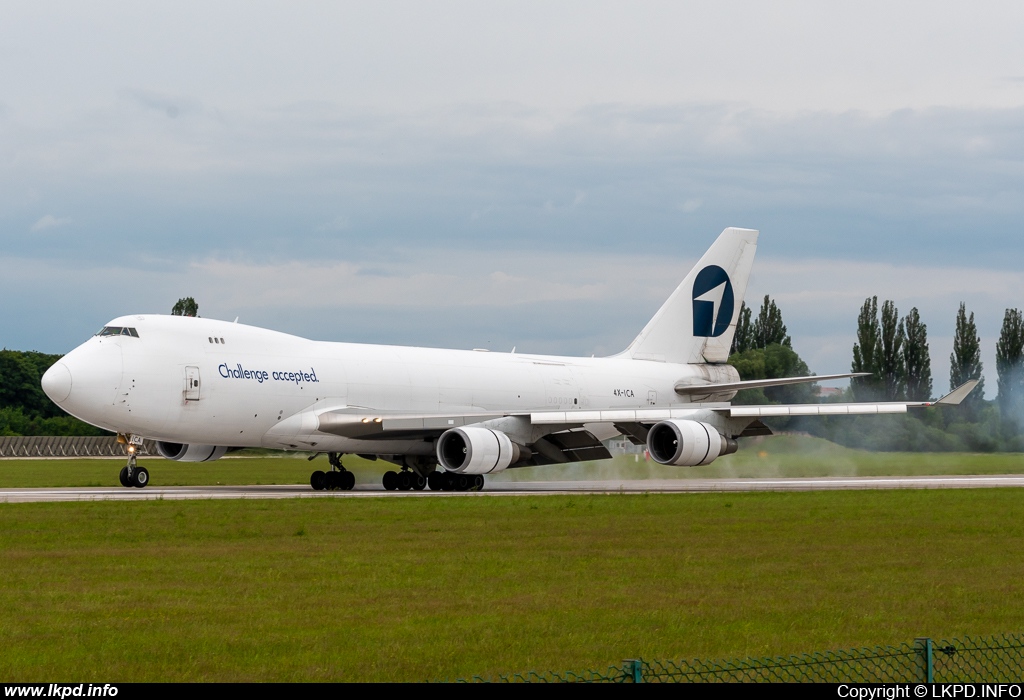 Challenge Airlines IL – Boeing B747-4EVF(ER)  4X-ICA