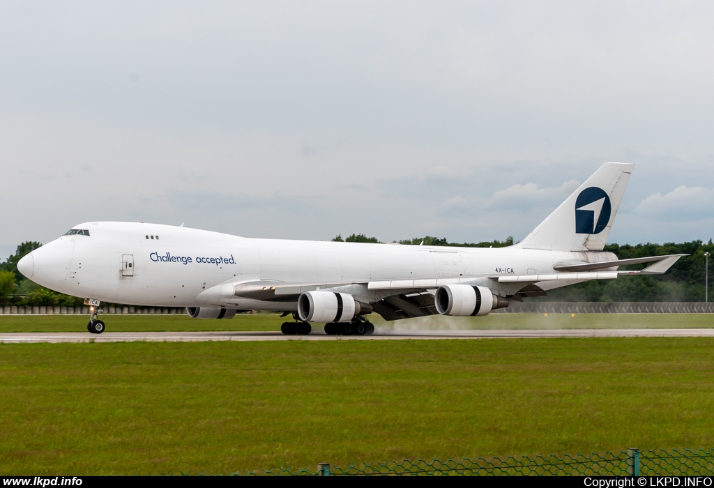 Challenge Airlines IL – Boeing B747-4EVF(ER)  4X-ICA