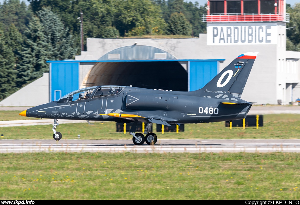 LOM-CLV – Aero L-39NG 0480