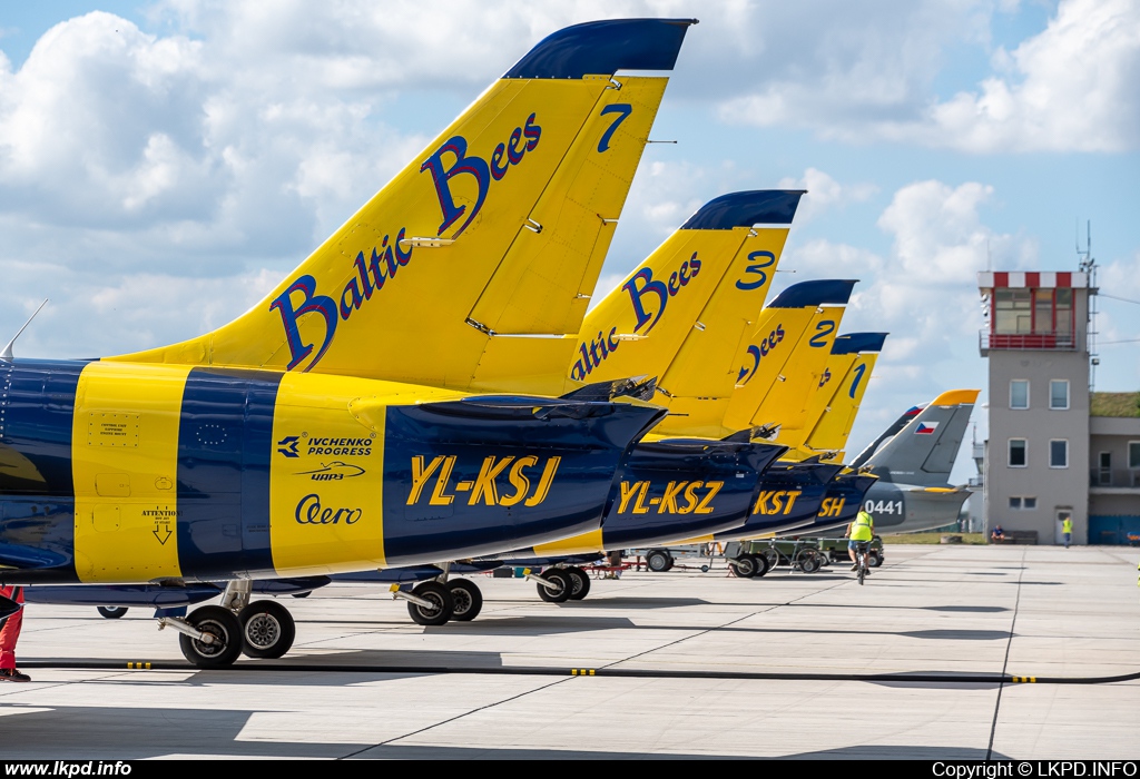 Baltic Bees – Aero L-39C YL-KSJ