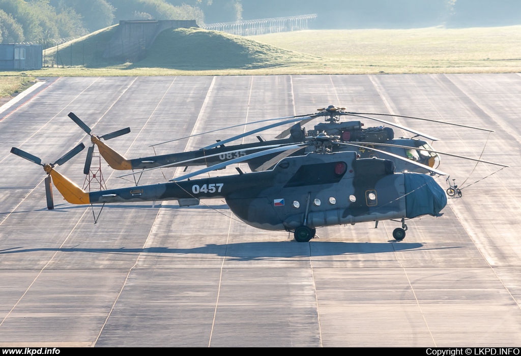 LOM-CLV – Mil Mi-17 0457